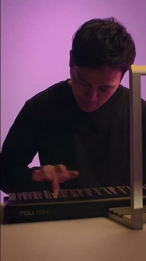 Play in full color with ROLI Piano and Airwave
