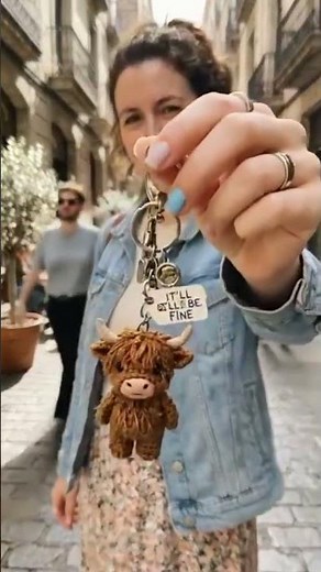 🐮A Little Highland Cow For You Keychain: Your Daily Reminder of Quiet Strength