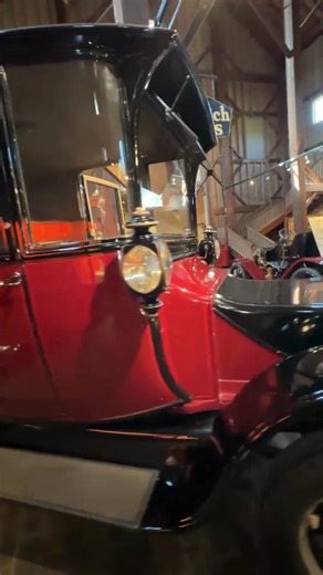 🔌 Happy World EV Day! ⚡️ Electric vehicles aren’t new — like this 1915 Rauch & Lang Electric Coach, powered by a 45-cell battery and on display at the Gilmore Car Museum! Smooth, silent, and ahead of its time. So why didn’t early EVs take off? 🚗 Shorter range than gas cars 🛣️ No charging infrastructure 🔋 Expensive, limited batteries ⚙️ Gas cars were cheaper to build Today, with better tech and greener priorities, EVs are getting their moment. 🔋🌍 #WorldEVDay #EVHistory #ElectricVehicle #Rau