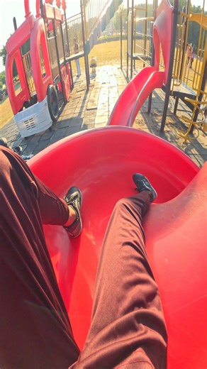 bella ciao playground parkour zigzagging sliding POV 😍 #slide #park