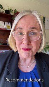 LINKEDIN STATISTICS // What statistics can you collect on LinkedIn?🤔I recommend that my students and clients write these numbers down because they're real time stats only and they're likely to change. So if you're doing some updates to your LinkedIn profile, you can see how it has impacted your actual statistics. They're all in my 📘'LinkedIn for me and my career or business' book. ➡️ The first one is the number of Connections, so aim to have a minimum of 60 go up to 500 or a maximum of 30,000.