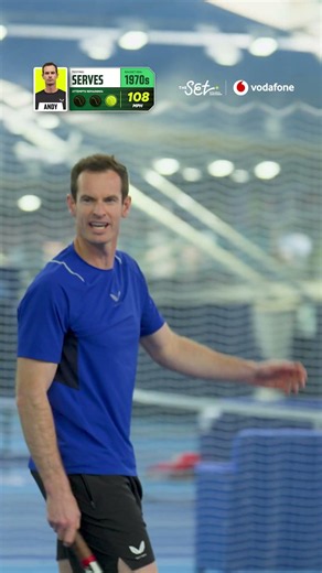 Andy Murray Testing A 1970s Tennis Racket 💥