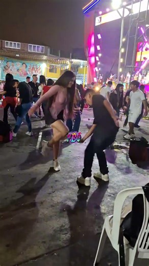 #musica #baile #musicaperuana #folklore #amor #cumbia #conciertoenvivo