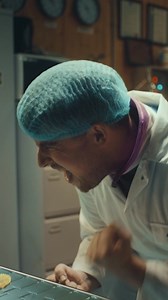 New Hot & Spicy flavour Hunky Dorys – best eaten with a glass of milk or next to a fire station #HotandSpicy | Hunky Dorys