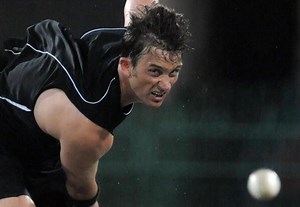 Top 10 fastest bowlers in the history of cricket