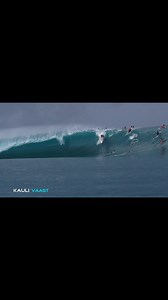 188K views · 4.3K reactions | Kauli Vaast Teahupo'o NOT A.I. Filmed by Bogus Sta #wavesoftheworld #surfing #TEAHUPOO #reelstrending #wipeout #tahiti #sonyalpha #Bodyboarding #Surfing #Trending #slowmotion #4kvideo #teahupoo2025 | Waves of the World on YouTube | Facebook