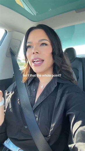 Dressing up gives me confidence, isn’t that the point! #girlythings #dressup