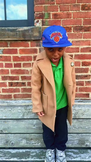 This wasn’t random. He’s been in rehearsal mode since that Camp Flog Gnaw Fortnite weekend. Vision patience. 🎮🌟