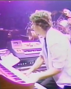 Genesis ☆ Invisible Touch live (1987) ☆ | Só músicas