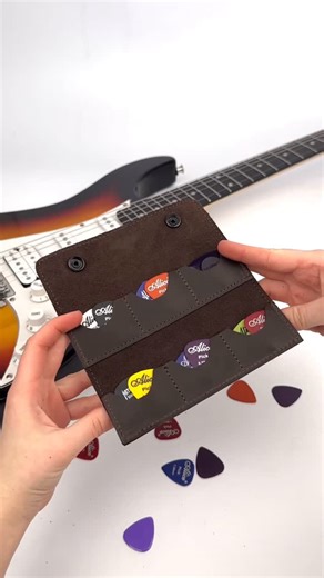𝑴𝑮 𝑳𝒆𝒂𝒕𝒉𝒆𝒓 𝑾𝒐𝒓𝒌 | 🎸 Guitar Pick Holder | 6 Slots – elegant, compact, and practical. Keeps your picks organized and secure with timeless design and optional... | Instagram
