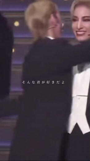 夢の舞台で輝く宝塚の絆