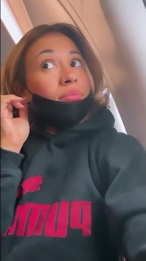 ￼How flight attendance ￼speak to passengers when flying Spirit airlines