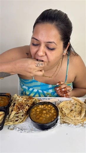 306Rs Chole Kulcha🤪 Vs 155Rs Vs 60Rs | Cheap Vs Expensive | #trending #shorts #foodie