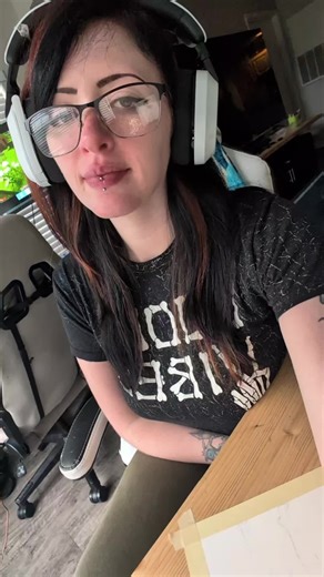 drawing Sunday! 🥰🫠 trust the process 🤞🏻 #drawing #sunday #colorpencildrawing #goodvibes