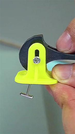 1.7M views · 2.5K reactions | New Tile Leveling System #diytiles | Mark Simmons | Facebook