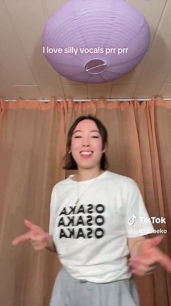 Julia Moeko on TikTok