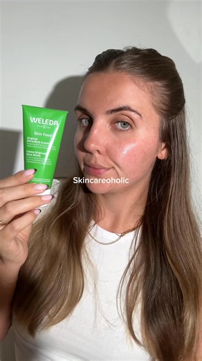 Your skin doesn’t need a million steps to glow ✨ Just one little green icon 💚 Packed with Pansy, Chamomile and Calendula to soothe, nourish and hydrate for that healthy, luminous glow 🌿 | Weleda