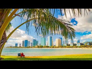 Waikiki Beach & Ala Moana Park in 4K HDR | Relaxing Ocean Sounds & Hawaii Beach Life