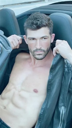 Dominic Calvani (@dom.calvani)’s videos with First Class - Jack Harlow