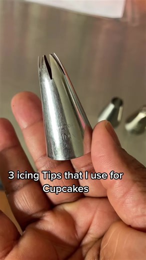 Creative Icing Tips for Cupcake Designs
