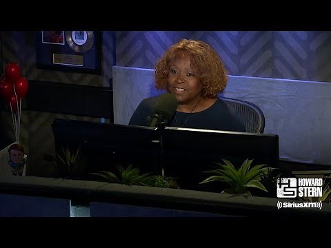 Why Didn’t Robin Quivers Get Howard’s Text?
