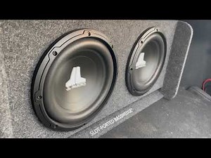 JL Audio subwoofer W0v3 10 inch playing rap music