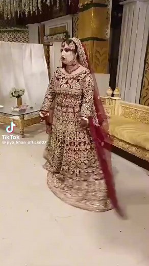 Bride welcoming dance #reelsvideoシ #reelsviralシ #rerlsfb #fbreelsfypシ゚ #reelstrending #reelsfacebook #reelschallenge #CopiedandReposted #کماتی | Its All About Wedding