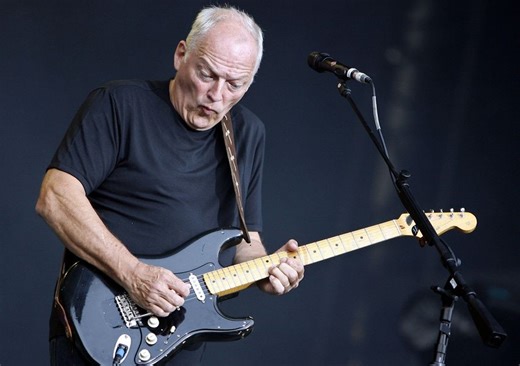 When David Gilmour met a busker playing Pink Floyd on glass