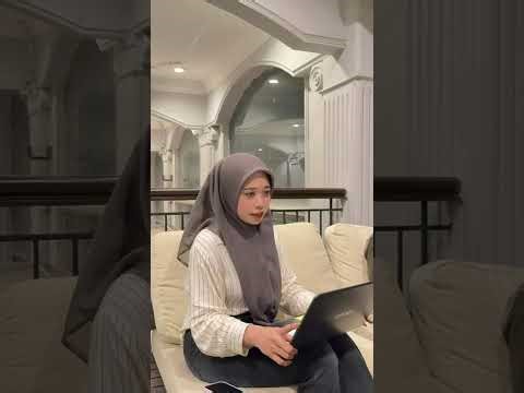 Business English Roleplay: Strategic Meeting on Employee Performance