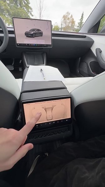 Tesla rear screen navigation for Uber drivers