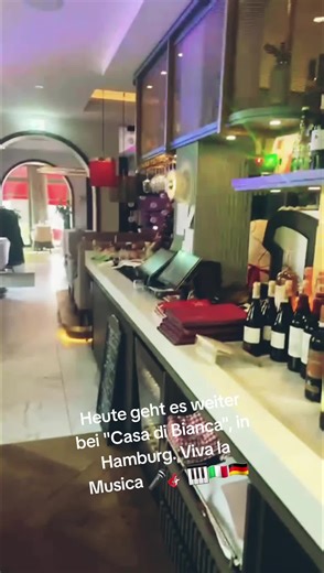#foryou #mangiare #mangia #perte #notteitaliana #serataitaliana #italienischelivemusik #italienischerabend #musicadalvivo #italienischenacht #robertopennisi #italymusiker #pervoi