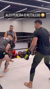 89K views · 5.8K reactions | Alex Pereira w/ another KO  ( @alexpoatanpereira ) | Combat Sports Interviews and News 24/7 | Facebook