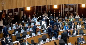 Austrian Far-Right Lawmakers Walk Out During Zelensky Speech