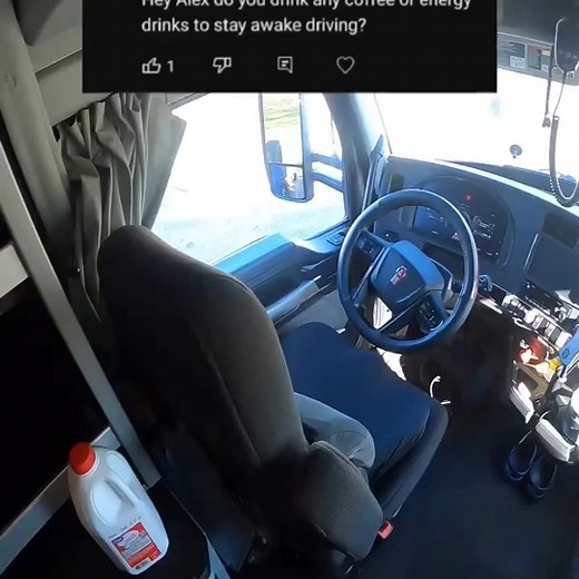 Trucker Lifestyle: Staying Awake Without Coffee or Energy Drinks