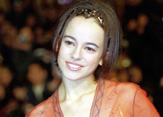 Pamiętacie Alizée? Była wielką gwiazdą. Tak wygląda po latach