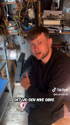 FPS Boost til 249 kr – hvad får du egentlig? 🚀 På ca. 30 min (remote) går vi din PC igennem og fjerner de klassiske FPS-killere: ✅ Windows performance-indstillinger ✅ Driver-tjek (GPU chipset) ✅ Debloat: unødvendige baggrundsprocesser og “støj” væk ✅ Finjustering af settings, så spil kører mere stabilt Du skal bare have net – vi klarer resten via remote. Skriv “FPS” i DM, så sender jeg tider og hvad jeg lige skal bruge fra dig. #byensit #FPSBoost #techtips #gamerpc #pctips