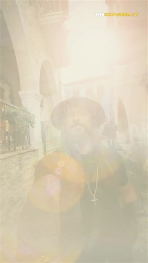 Christmas Market in Pano Lefkara 🎄✨ Pano Lefkara turns into a magical winter village during Christmas — glowing lights, traditional stalls, handmade crafts, Cypriot sweets, and festive music filling every stone alley. The beautiful lace village becomes even more charming, mixing holiday vibes with authentic Cypriot culture. Why visit the Pano Lefkara Christmas Market: • Cozy festive atmosphere in one of Cyprus’ most iconic villages • Handmade lace, local crafts, and unique Christmas gifts • Tra