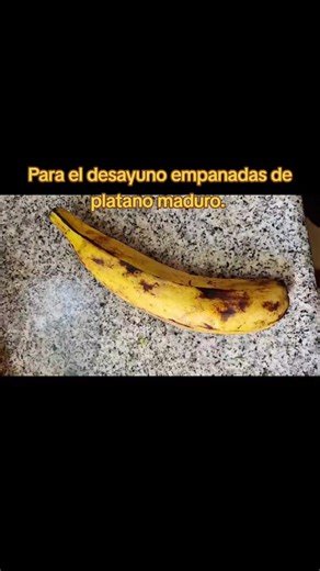 Que rico desayuno, total me salió 12 empanadas de plátano, bellaco Maduro a disfrutar.