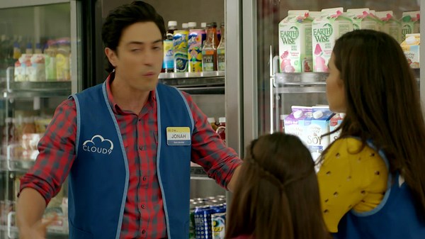 "Superstore" Shoplifter (TV Episode 2016)