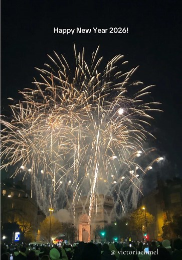 Paris Champs-Élysées New Year’s Eve 2026 Fireworks & Celebration