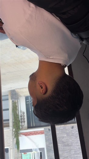 Fade haircut guide: classic men's barber fade steps