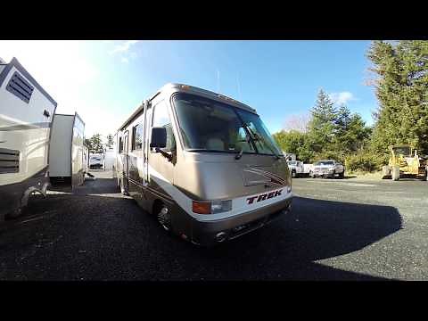 2002 Safari Trek 2830 # 31215