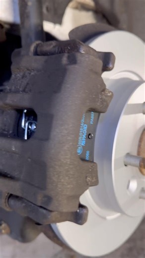 Job done replaced rear brakes 😁 #volvo