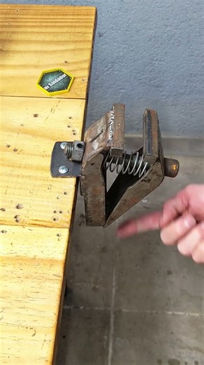 Morsa casera o aprietatuti