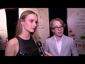 The Visit: Olivia DeJonge & Ed Oxenbould New York Red Carpet Premiere | ScreenSlam