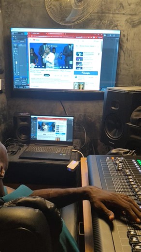 🎧 Recording session at PPM Music Studio Ibadan Professional recording • Mixing • Production 📍 Old-Ife Road, Ibadan 📲 WhatsApp: 0906 142 0525 📧 Email: ppmmusicstudiohq@gmail.com 🎵 TikTok / IG: @ppmmusicstudio #PPMMusicStudio #RecordingStudio #IbadanMusic #StudioSession #Afrobeats
