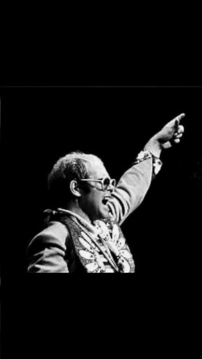 Elton John Live 1974 #eltonjohn #classicrock #livemusic #guitar #singer #rocknroll