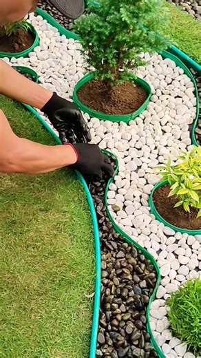9.3M views · 82K reactions | Creative Curve Shape Landscaping | DIY Garden Landscape Design Ideas Part 21 #landscape #garden #diy #landscaping | Oliver Uriarte | Facebook