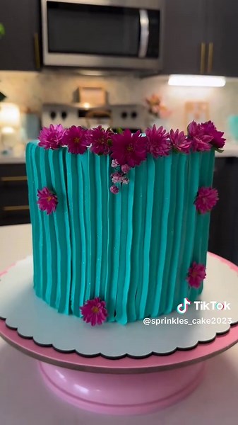 Order the Best Cakes Online in Lahore for 2025