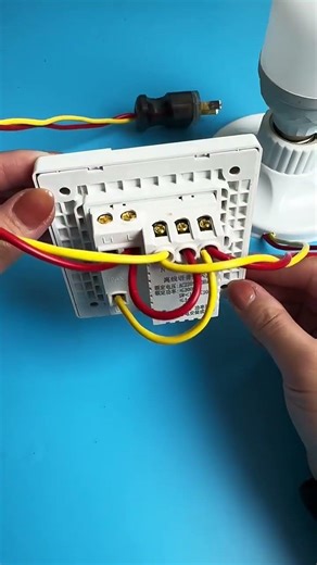 PARTll 1027##Smart voice dual-control light switch can be switched on and off by both voice